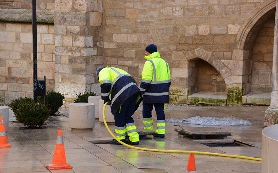 tuyau déboucheur canalisation Puteaux
